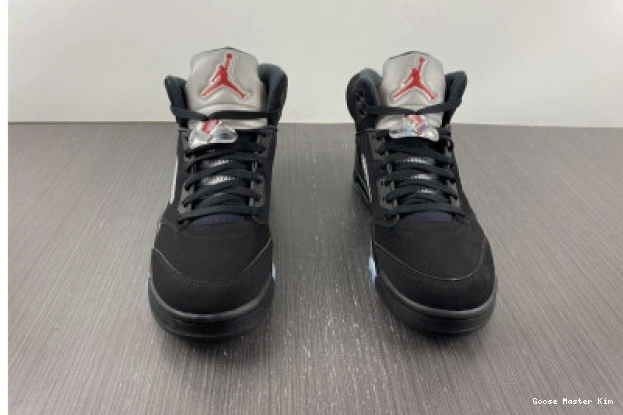 AIR JORDAN METALLIC BLACK (2016) 5 845035-003 0630